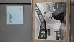 Vitrinekast met trofeen van Tjitte Brouwer Scheepvaartmuseum Sneek